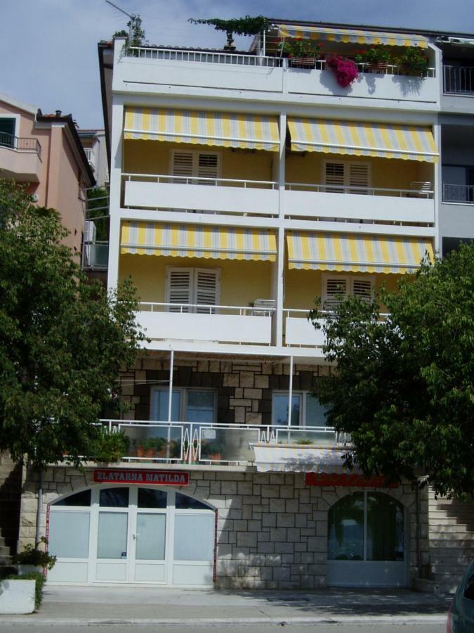 Apartments And Rooms Niksa Podgora Luaran gambar