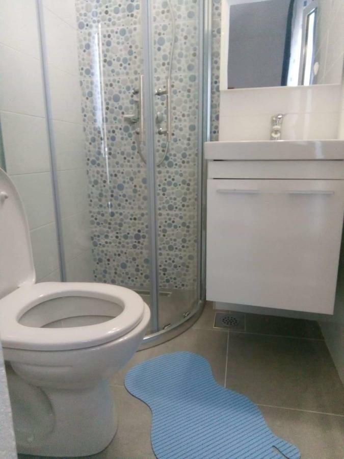 Apartments And Rooms Niksa Podgora Luaran gambar