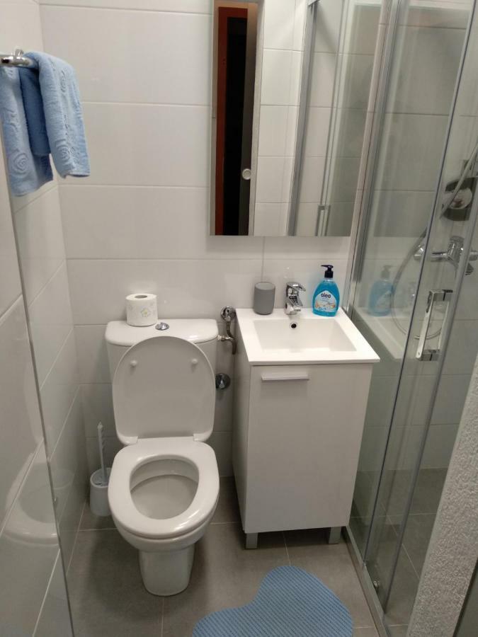 Apartments And Rooms Niksa Podgora Luaran gambar