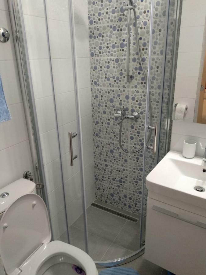 Apartments And Rooms Niksa Podgora Luaran gambar