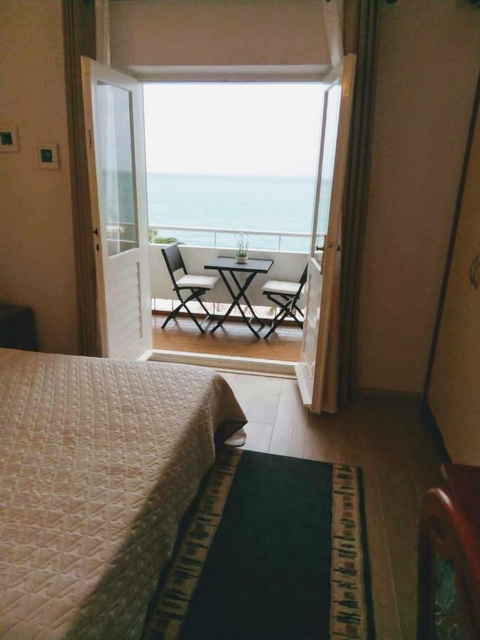 Apartments And Rooms Niksa Podgora Luaran gambar